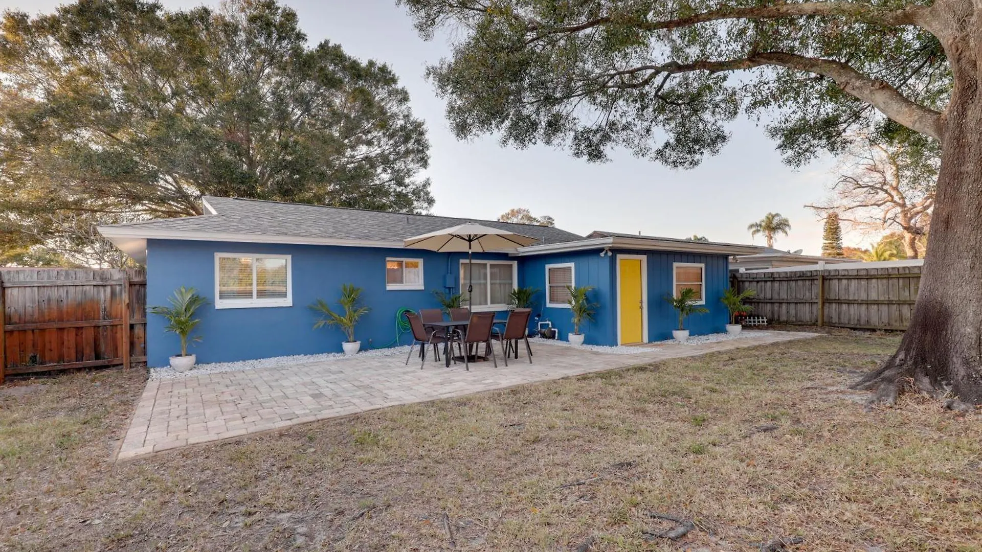 Holiday home Calming Getaway 9 Mi To Clearwater Beach!